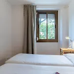 4070 - Ab Cozy Flat In El Born Barcellona