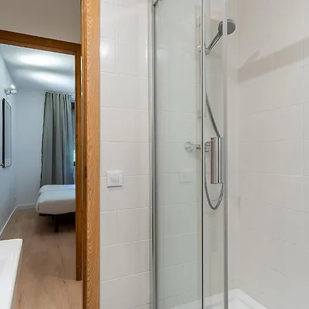 4070 - Ab Cozy Flat In El Born Barcelona