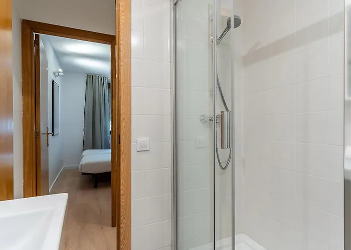4070 - Ab Cozy Flat In El Born Barcelona